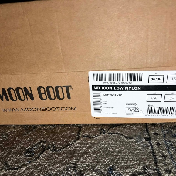 Moon Boot Icon Low Pink Nylon Boots - Picture 14 of 14